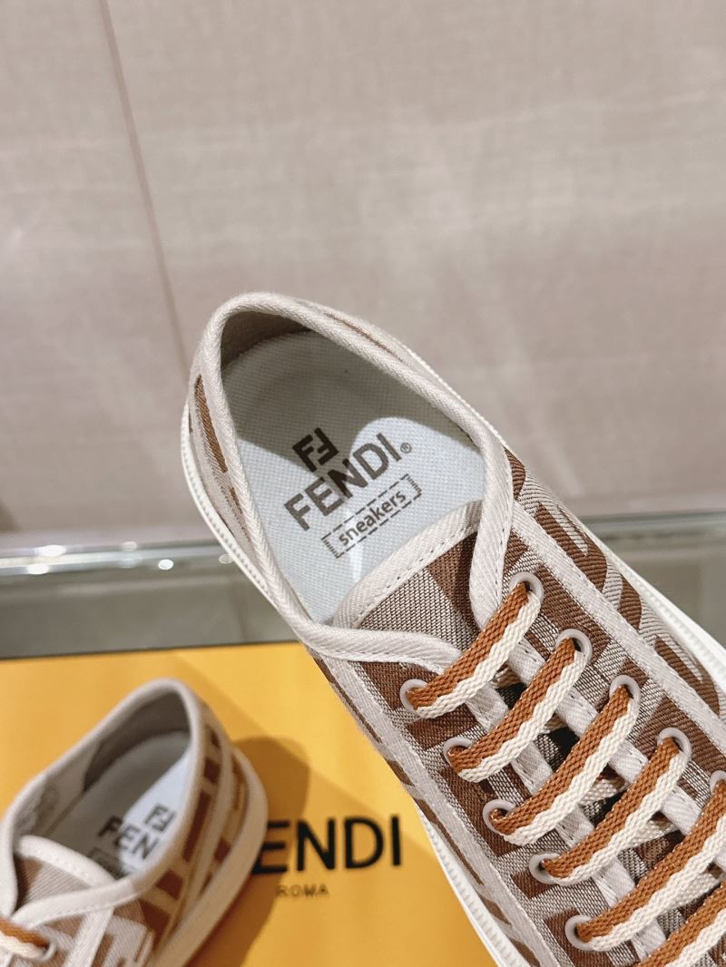 Fendi Low Shoes